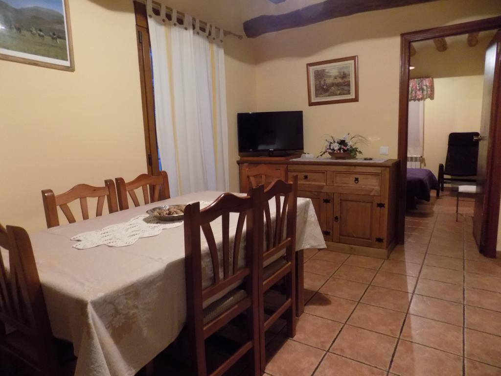 Apartamentos Casa Ferras Valderrobres Luaran gambar